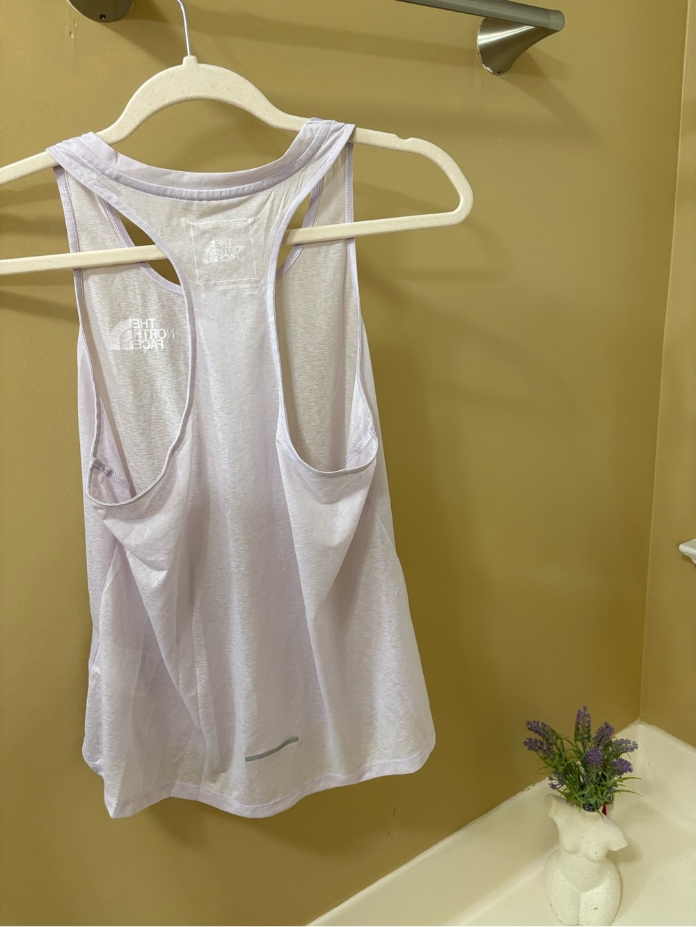 5/$20 The North Face Lightweight Racerback Tank Lavender S - Picture 3 of 6